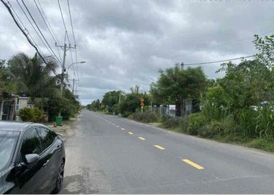 Bán đất mặt tiền lớn