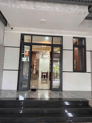Cho thuê nhà 5PN P.Phú Lợi, Thủ Dầu Một, full nội thất