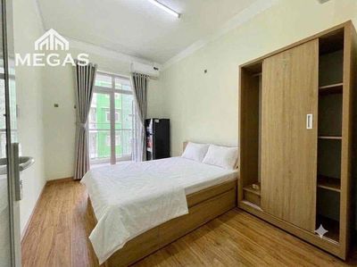 Cho Thuê Căn Hộ Ban Công Giá Rẻ Ngay Vincom Nguyễn Xí