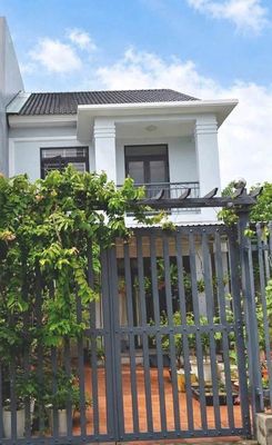 Bán nhà 1 trệt 1 lầu, 6.5x23.5m, P. Phú Thọ, Thủ Dầu Một, Bình Dương