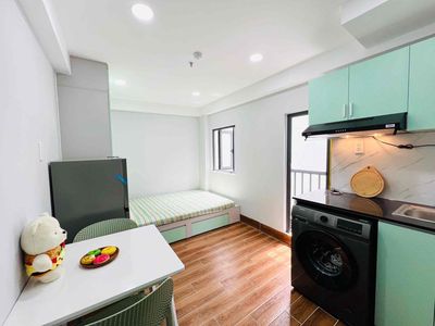 Studio ban công - ngay công viên làng hoa - thống nhất