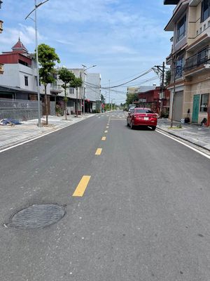 Bán nhà 2 tầng Lương Quy, Đông Anh, đường ô tô