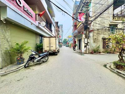 Bán đất 30.6m2 Đông Anh, sổ sẵn