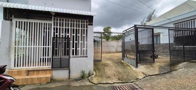 Nhà 3pn-2wc +đất 110m2 bưng ông thoàn-q9