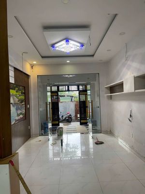 Nhà 3 tầng hẻm 6m thông – dòng tiền 10tr/tháng – chỉ 6,8 tỷ — ảnh 1