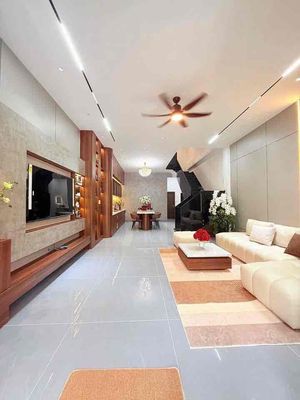 Nhà 3 tầng : thanh lương 32