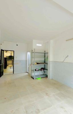 Cho thuê nhà nguyên căn 2 tầng 70m2 - 2 mặt tiền ngay chợ Bà Chiểu