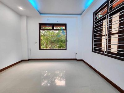 Cho thuê nhà 3 tầng 8 phòng kiệt lý tự trọng,hải châu