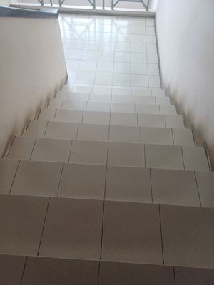 Chợ hoa đầm sen-căn hộ 52m2-lầu giữa thang bộ