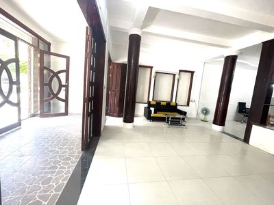 Nhà mặt tiền đường nguyên căn q2, 7 phòng ngủ, 1 trệt 2 lầu