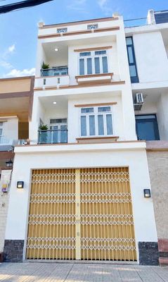 Nhà MT KD khu Tên Lửa 4.5x18,3.5 tấm,4 phòng