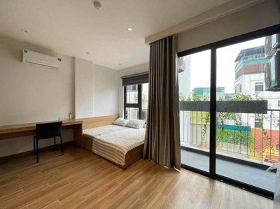 Cho thuê căn hộ bancol riêng full nội thất - 35m2 - ngay lê trọng tấn
