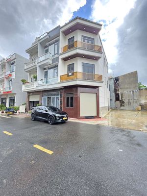 Nhà phố mới khu dân cư Lê Phong 2, gần VinCom, p Tân Đông Hiệp, Dĩ An