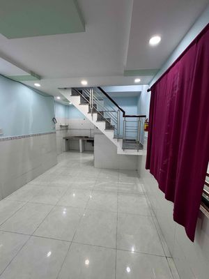 Cho thuê nhà 3pn/ hẻm 637/64 quang trung p11