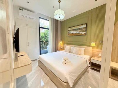 Toà căn hộ 5 tầng 11p mới 100% trần hưng đạo 95tr/th