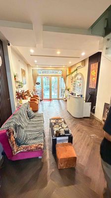 mặt bằng tầng trệt