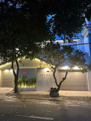Cho thuê nhà mặt tiền 204m2 bàu cát tân bình