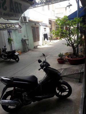 cho thuê nhà lâu dài 1 trệt 1 lầu 1pn, 1 WC, nhà mặt tiền