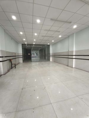 Cho thuê nhà nguyên căn 630m2 tân kỳ tân quý bình tân.