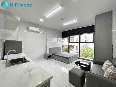 Studio căn hộ - có cửa sổ trời - máy giặt riêng.