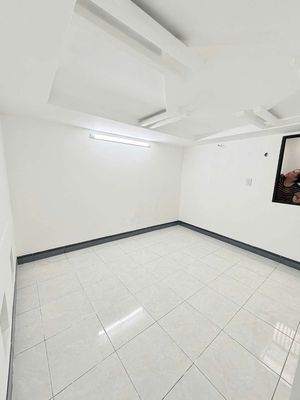 Nhà: đường lê đình Cẩn, quận Bình Tân DT: 4m x 12m 1 trệt 1 lửng