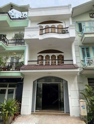 Nhà 1 Trệt 2 Lầu Sân Thượng 6PN 5x25m Mặt Tiền Đường Số KDC Nam Long