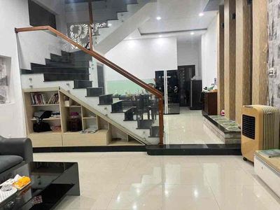 Cho thuê nhà đẹp nguyễn xiển full nội thất 3pn
