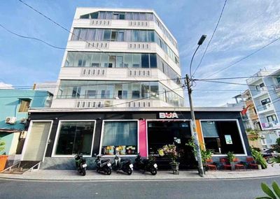 Nhà góc 2 mặt tiền –5 tầng, có thang máy, 111m2 đất (6.6x17m) p4q8