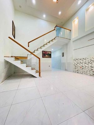 Nhà 3pn 3wc QL13 HBP gần ĐH Luật - Vạn Phúc 9triệu