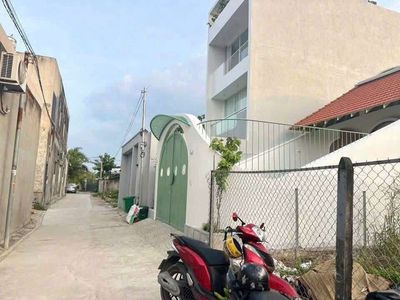 Đất đẹp hưng định ,sát chợ búng