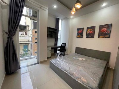 Cho thuê căn hộ ban công full nt ph Cô Giang gần cầu ông lãnh quận 1
