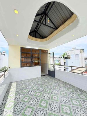 40m2 - 5 Tầng - 4PN - ST - Hẻm 4m Trước nhà