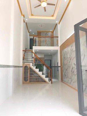 Nhà cho thuê ngay chợ Dĩ An 1