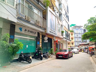 Cho thuê nhà ngõ 216 Trung Kính, Dt 55m2 x 2 tầng thông, măt tiền 5m