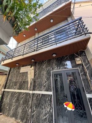 Nhà đẹp giáp quận 6-sát công viên phú lâm