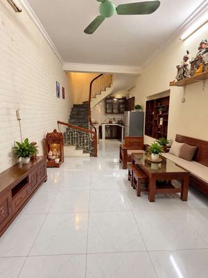 Hiếm! Dương Văn Bé, 2 thoáng, ngõ 3m, dân xây, đủ công năng 3 ngủ SĐCC
