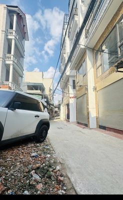 Bán nhà ngõ 281 Phú Diễn lô góc - oto- chính chủ