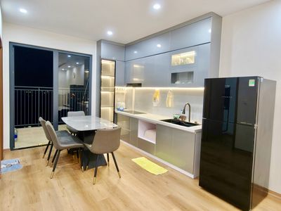 Cần Cho thuê Căn góc 2PN tầng cao Ori Garden view đẹp toàn thành phố