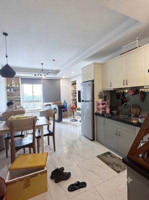 CC Central Plaza Phạm Văn Hai 2PN 2WC 65m2 Lầu cao. Nhận nhà ngay