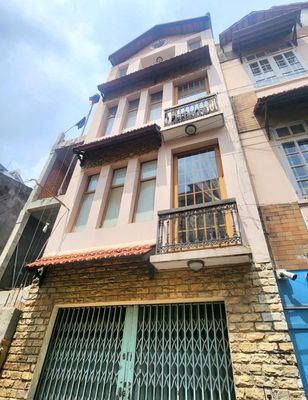 Cần cho thuê nhà 136/6A Trương Công Định P.14 Q.Tân Bình