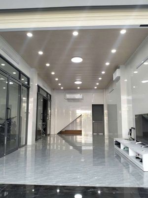Cho thuê mặt tiền đường 14 m Huỳnh Tấn Phát(không cho thuê nguyên căn)