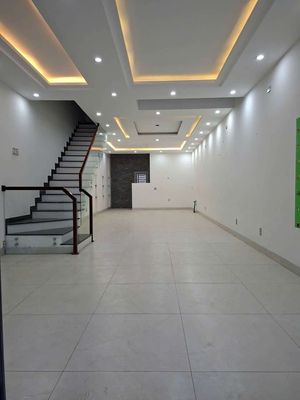 Cho thuê nhà 4 tầng mặt tiền thái văn lung- hòa xuân