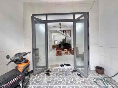 Nhà Mới Có Nội Thất 4x17m 1Lầu + ST (2PN 2WC) Hẻm 7m. LÊ VĂN QUỚI