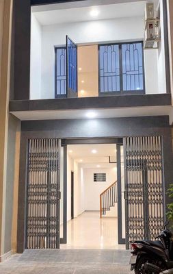 Cần cho thuê Nhà Nguyên Căn, hẻm xe tải 8m, 1 trệt+ lầu, 2PN-2WC mới