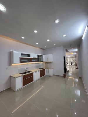 Mtkd tên lửa đường 16m 4x23m 2 tầng oto ngủ nhà đẹp ở ngay