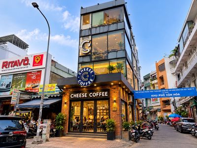Cho thuê nhà 2 mặt tiền thành thái quận 10, 4 tầng dtsd ~300m2 80tr