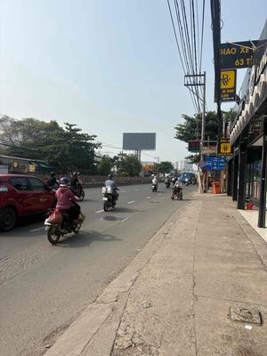 cho thuê Mặt Bằng KD QL 13 , 1300m (28x40)