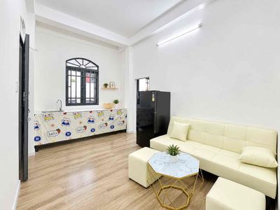 Chdv tách bếp dạng 2 chỗ ngủ - cửa sổ thoáng