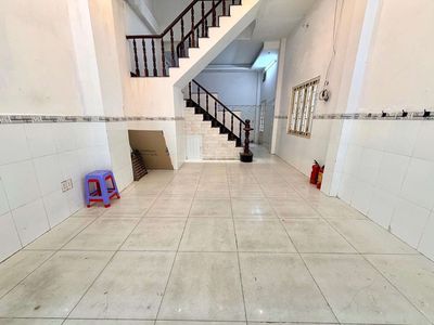 Chủ gấp bán trong 07 ngày tại nguyễn hữu cảnh giá 5,9ty - 40m2, 4pn