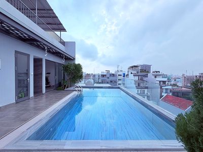 Căn hộ 1pn full nội thất có ban công - hồ bơi - gym - khuê mỹ